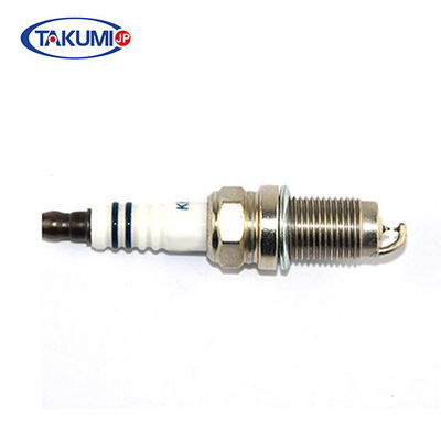 Chevrolet GMC Pontiac Auto Spark Plugs Ghế phẳng 0,8mm Khoảng cách nhiều gân